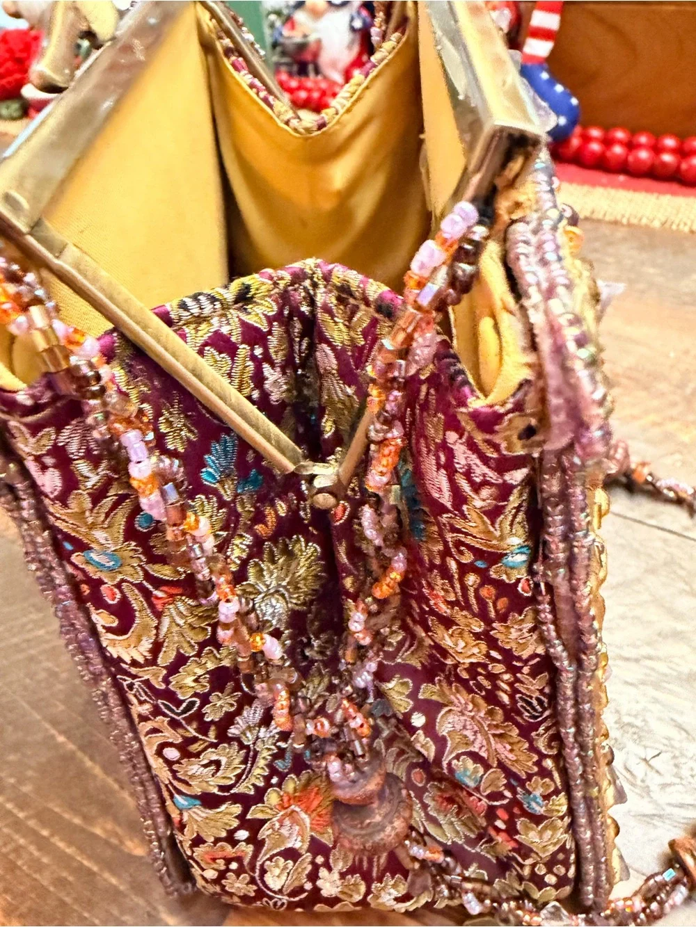 Rare Vintage Collectible Mary Frances Gilded Age Beaded Amethyst Frame Bag GUC